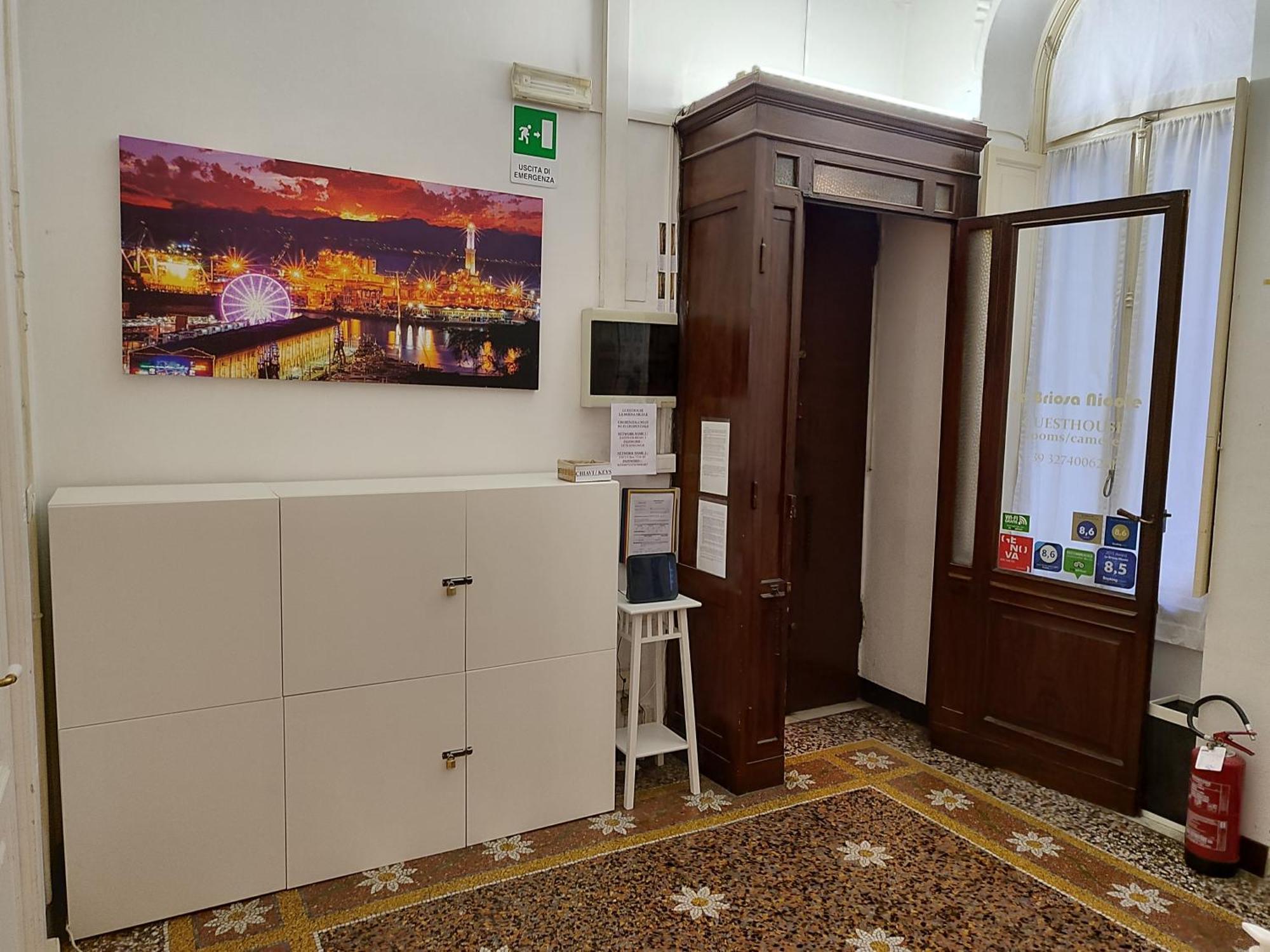 Guesthouse La Briosa Nicole Генуя Экстерьер фото
