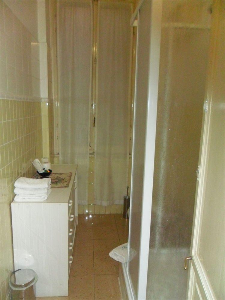 Guesthouse La Briosa Nicole Генуя Экстерьер фото